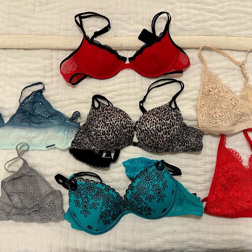 Set of 7 Bras/Bralettes- Victoria Secret/Calvin Klein 34A, 32B, Small -Like New